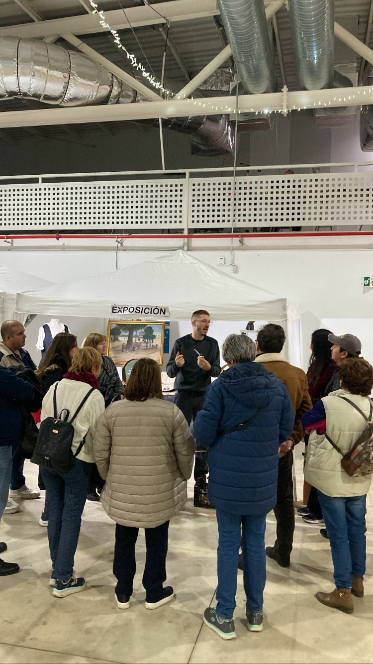 Explicación del azafrán junto a la exposición